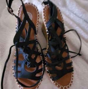 Black PLATFORM SANDALS